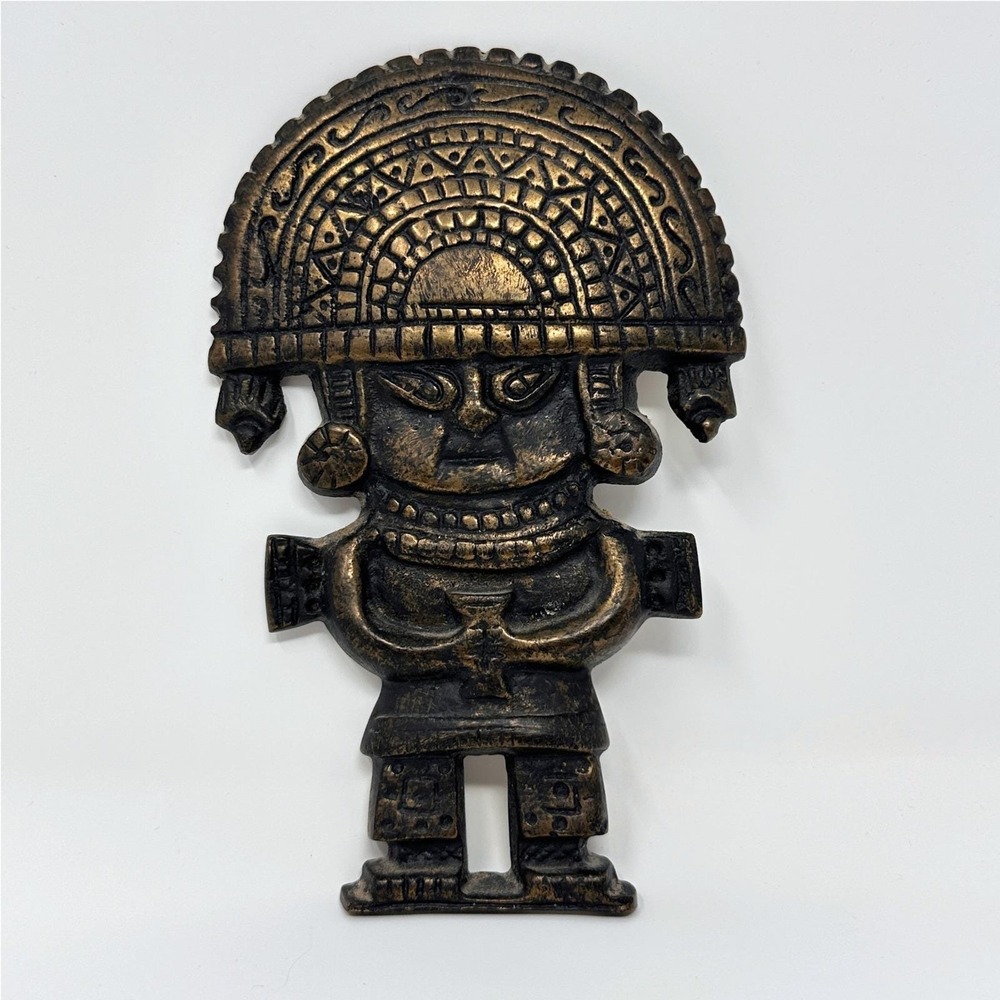 Vintage Peruvian Tumi Wall Hanging Plaque Brass Tone Incan Deity Global Decor 7"